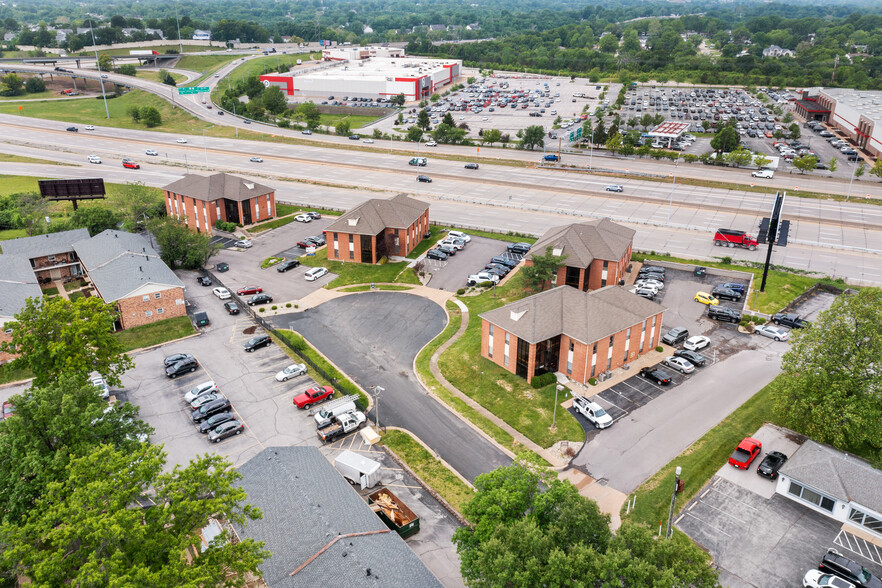 4171-4193 Crescent Dr, Saint Louis, MO en alquiler - Foto del edificio - Imagen 1 de 9