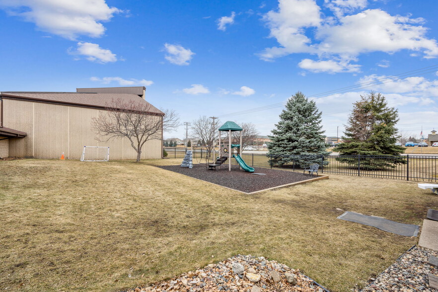 7000 Hinton Ave S, Cottage Grove, MN en alquiler - Foto principal - Imagen 1 de 18