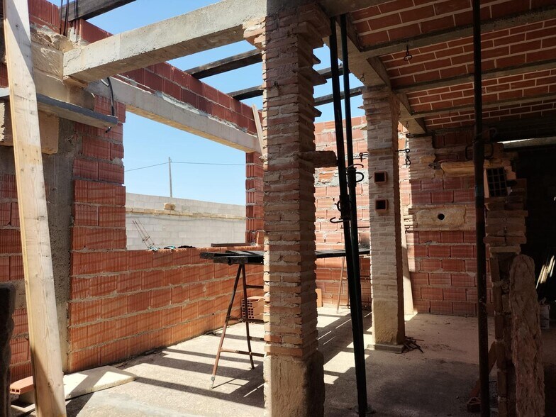 Terreno en Orihuela, Alicante en venta - Foto del edificio - Imagen 3 de 31