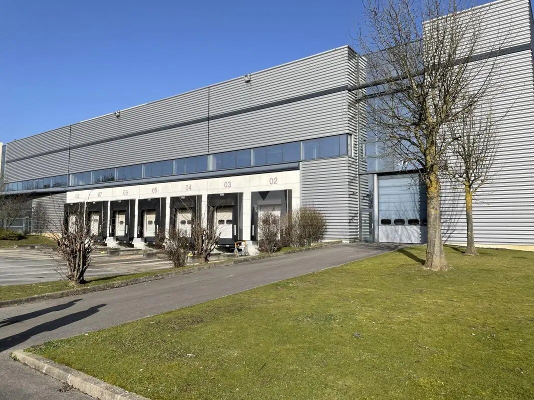 Nave en Lieusaint en alquiler Foto del edificio- Imagen 1 de 3