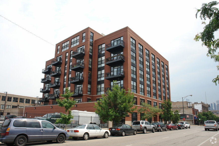 1260 W Washington Blvd, Chicago, IL en venta - Foto del edificio - Imagen 3 de 11