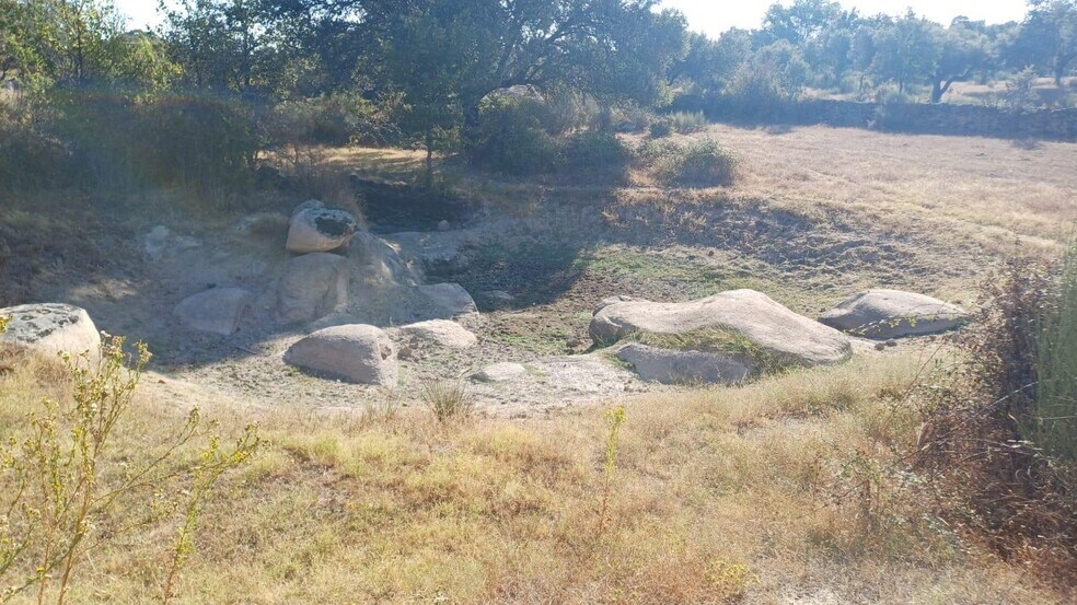 Terreno en Santibáñez el Bajo en venta - Foto del edificio - Imagen 3 de 11