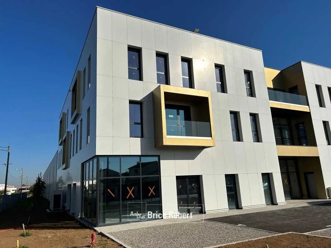 Flex en Décines-Charpieu en venta Foto del edificio- Imagen 1 de 7