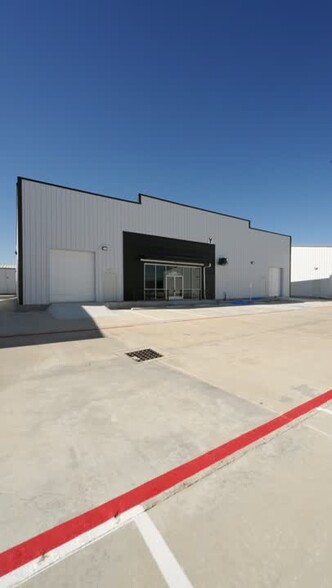 18120 W. Bellfort, Richmond, TX en alquiler - Vídeo de anuncio comercial - Imagen 2 de 16