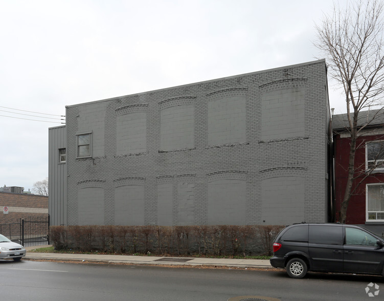 76 Wellington St N, Hamilton, ON en alquiler - Foto del edificio - Imagen 2 de 2