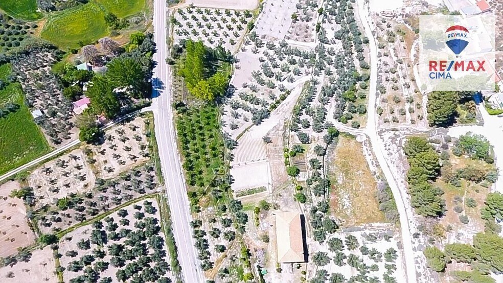 Terreno en Castilléjar en venta - Foto del edificio - Imagen 2 de 27