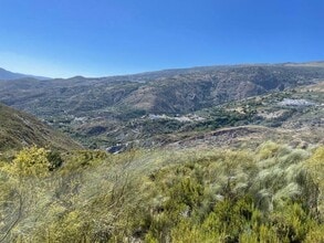 Polígono, 3, Carataunas, GRA - AÉREA  vista de mapa - Image1