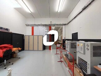 Más detalles de 4 Rue Albert Einstein, Trappes - Oficina, flex en alquiler