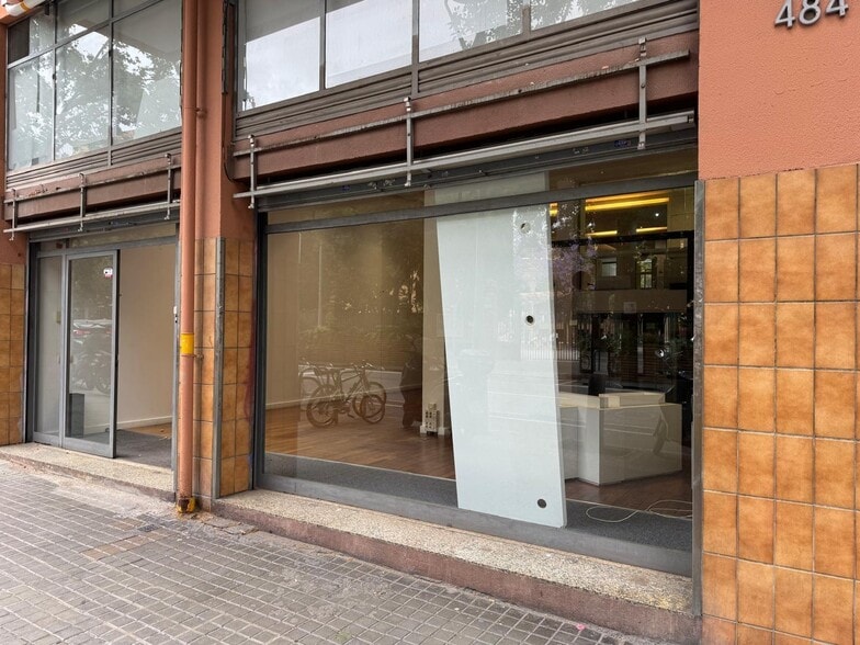 Local en Barcelona, Barcelona en alquiler - Foto del interior - Imagen 2 de 2