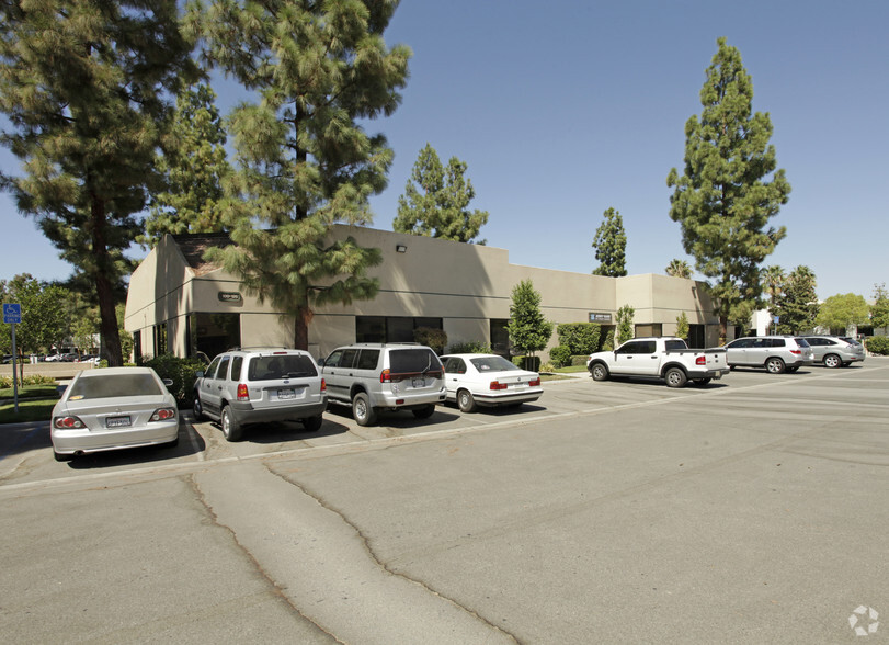 5301 Office Park Dr, Bakersfield, CA en alquiler - Foto principal - Imagen 1 de 16