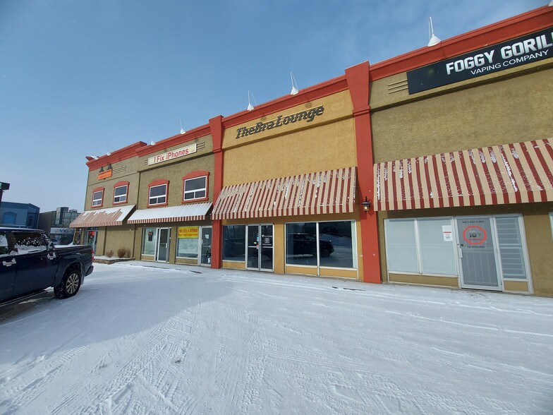 4801 51 Ave, Red Deer, AB en alquiler - Foto del edificio - Imagen 2 de 3