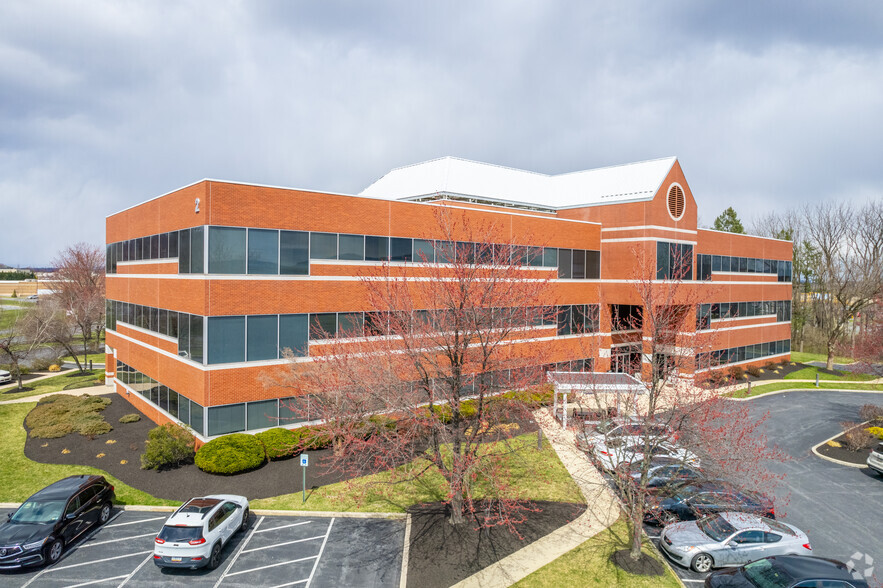 2 Meridian Blvd, Wyomissing, PA en alquiler - Foto del edificio - Imagen 1 de 8