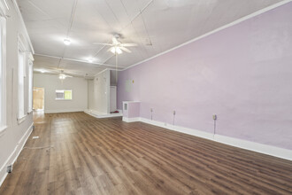 4161 Ridge Ave, Philadelphia, PA en alquiler Foto del interior- Imagen 2 de 15