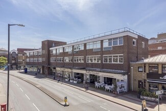 Más detalles de 692 Warwick Rd, Solihull - Oficina en alquiler