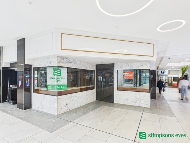 Más detalles de Horne Ln, Bedford - Local en alquiler