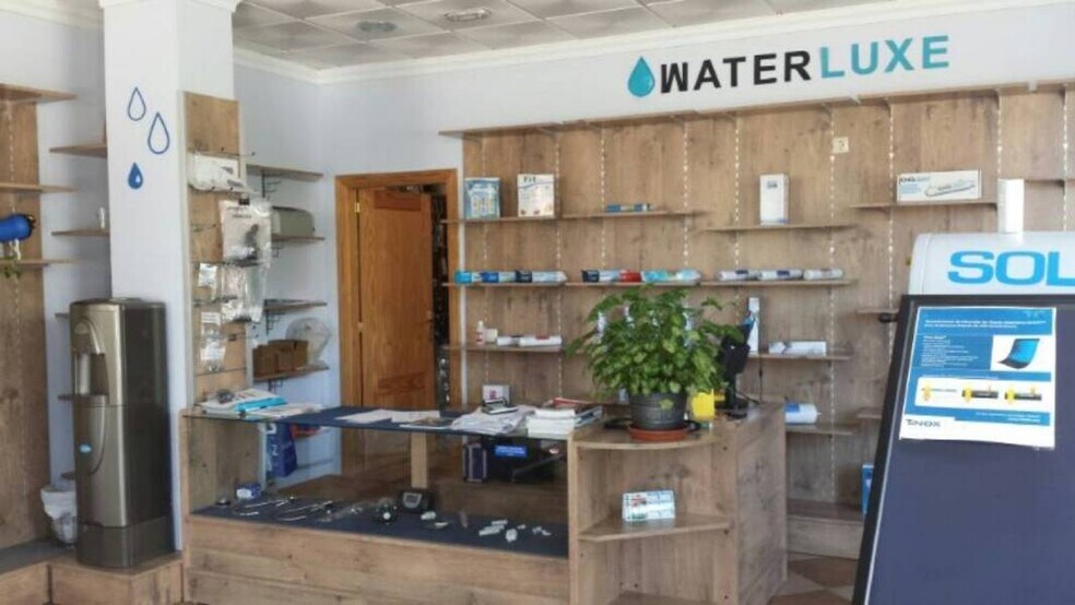 Local en El Ejido, Almería en venta - Foto del edificio - Imagen 2 de 8