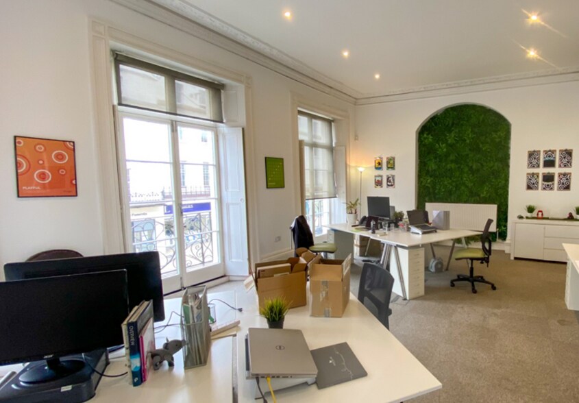 9 Parade, Leamington Spa en venta - Foto del interior - Imagen 3 de 16