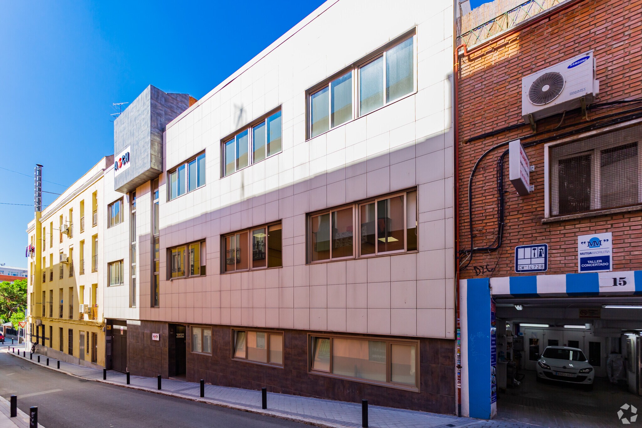 Calle de Asunción Castell, 13, Madrid, Madrid en venta Foto principal- Imagen 1 de 1