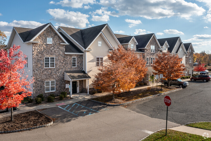 5 Walter E Foran Blvd, Flemington, NJ en alquiler - Foto del edificio - Imagen 3 de 23