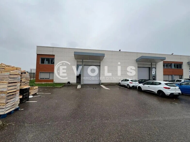 1 Rue Galilée, Saint-Priest en alquiler - Foto del edificio - Imagen 2 de 27