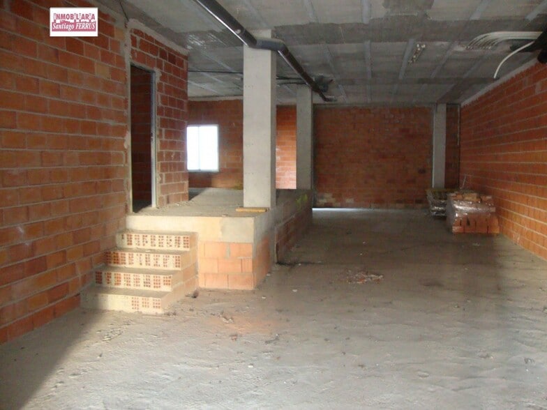 Local en Benifaió en venta - Foto del interior - Imagen 3 de 5