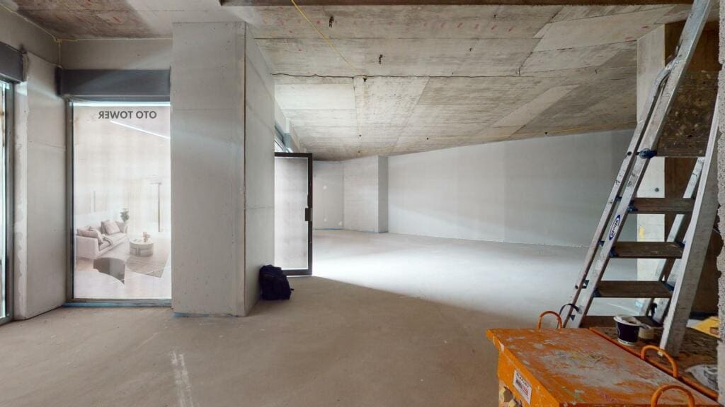 569-571 High Rd, Ilford, LND IG3 8EE - Unidad Ground - - Foto del interior - Image 1 of 3