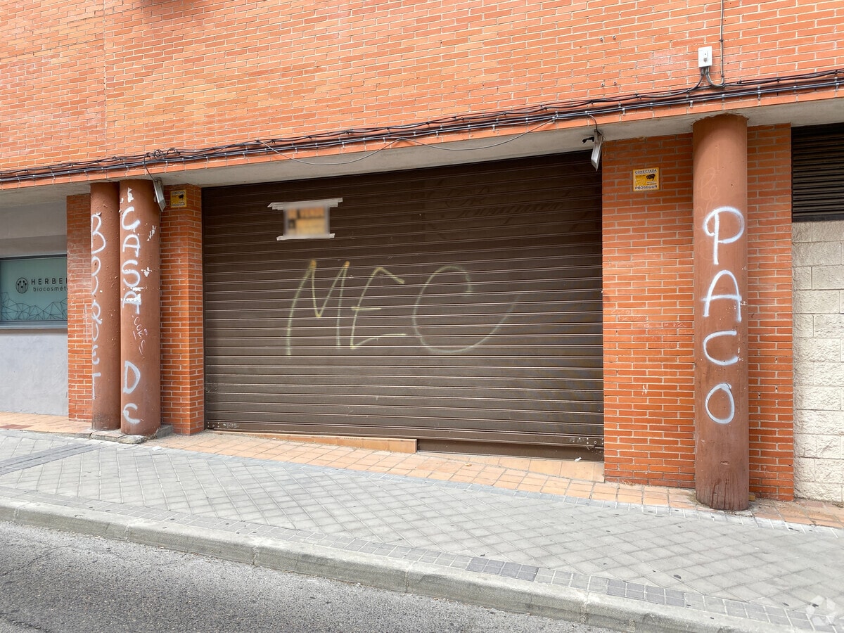 Calle de Rosario Romero, 23, Madrid, MAD 28029 - Unidad Puerta 03 - - Foto del interior - Image 2 of 2