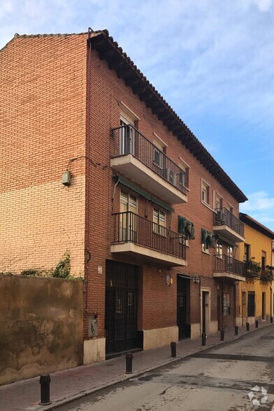 Calle Empecinado, 8, Alcalá De Henares, Madrid en venta - Foto del edificio - Imagen 2 de 2