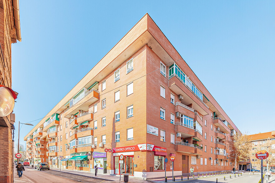 Plaza Hermano Ramón Quiroga, 1, Valdemoro, Madrid en venta - Foto del edificio - Imagen 3 de 3