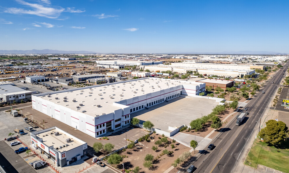 2550 S 51st Ave, Phoenix, AZ en alquiler - Foto del edificio - Imagen 1 de 4