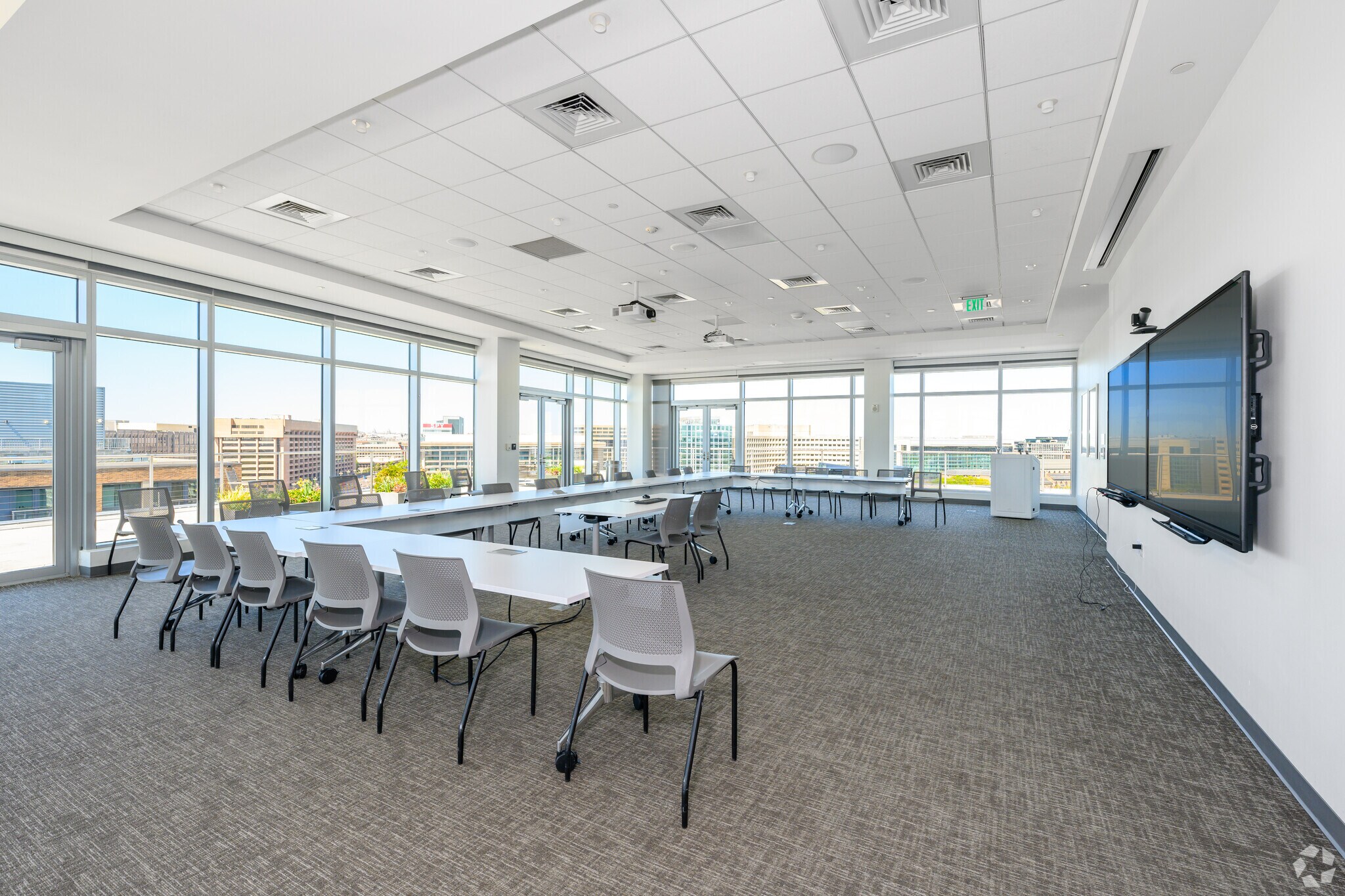 800 Maine Ave SW, Washington, DC en alquiler Foto del edificio- Imagen 1 de 47