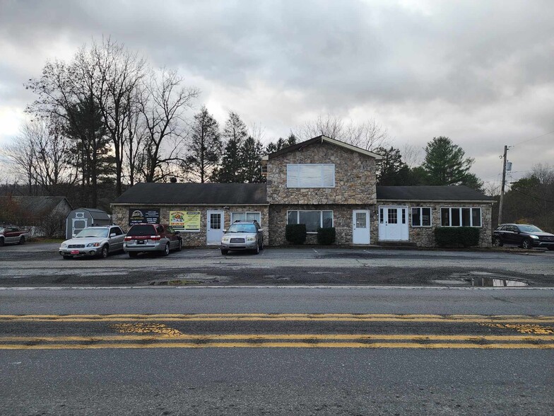 1980 US-209, Brodheadsville, PA en alquiler - Foto del edificio - Imagen 3 de 9