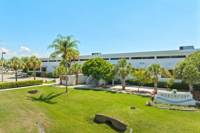 Más detalles de 3910-3980 RCA Blvd, Palm Beach Gardens, FL - Varios usos en alquiler