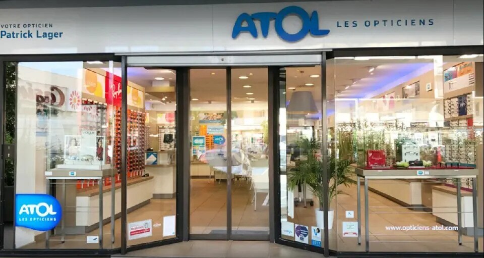 Local en Bron en venta Vestíbulo- Imagen 1 de 4