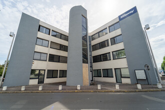 Rue Paul Claudel, Évry-Courcouronnes, ESS - VISTA AÉREA  vista de mapa