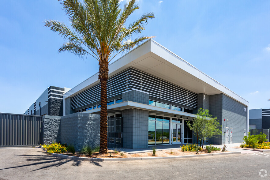 SWC S Douglas Dr & S Stearman Dr, Chandler, AZ en venta - Foto del edificio - Imagen 3 de 5