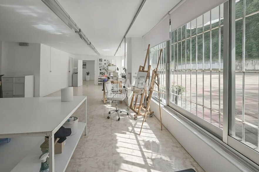 Local en Vigo, Pontevedra en venta - Foto del edificio - Imagen 2 de 22