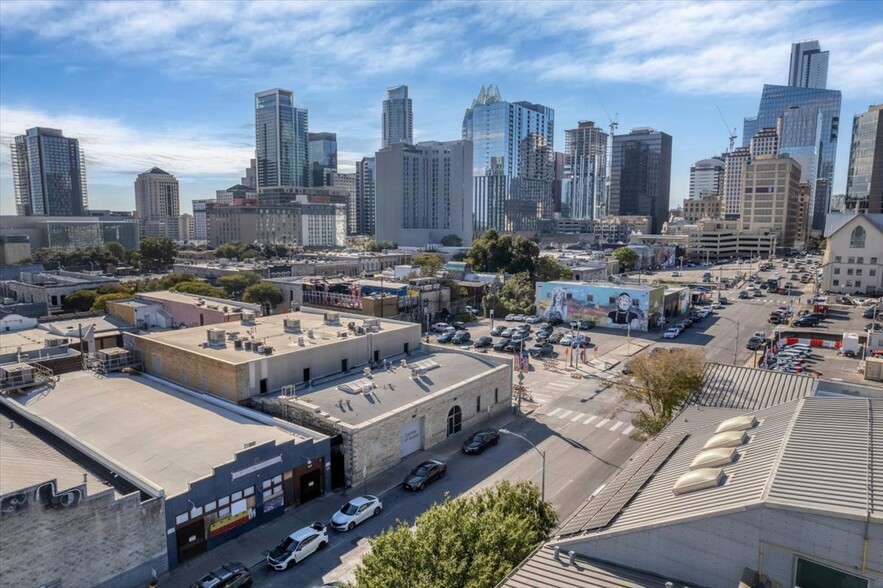 505 E 7th St, Austin, TX en venta - Foto del edificio - Imagen 1 de 39