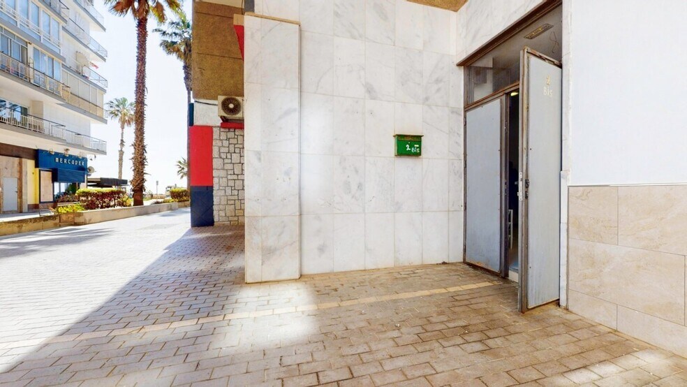 Calle Pintor Casilari Roldán, 2, Málaga, Málaga en venta - Plano de la planta - Imagen 1 de 18
