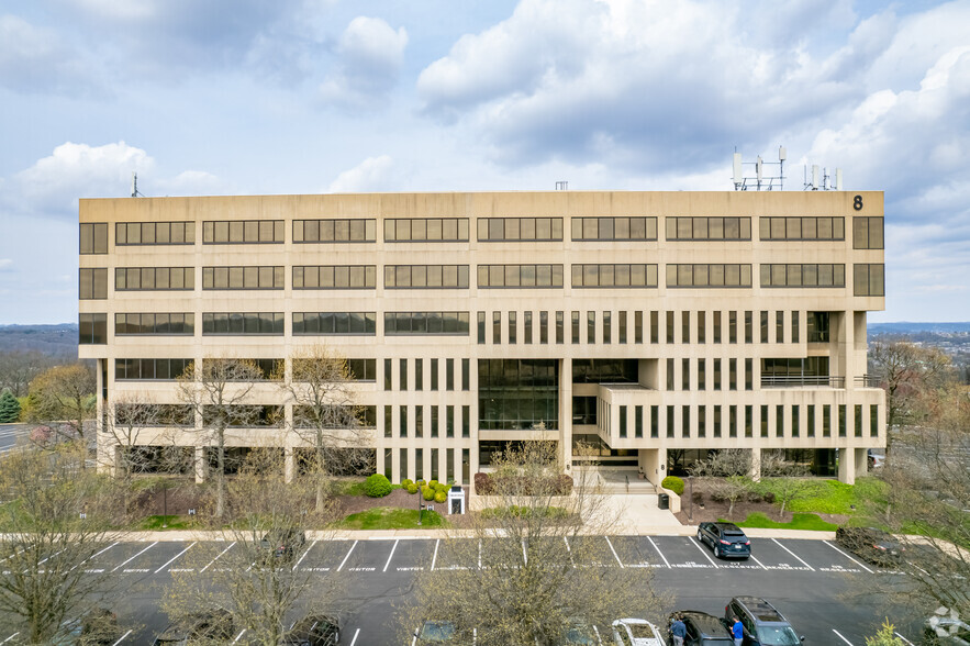 730 Holiday Dr, Pittsburgh, PA en alquiler - Foto del edificio - Imagen 3 de 6