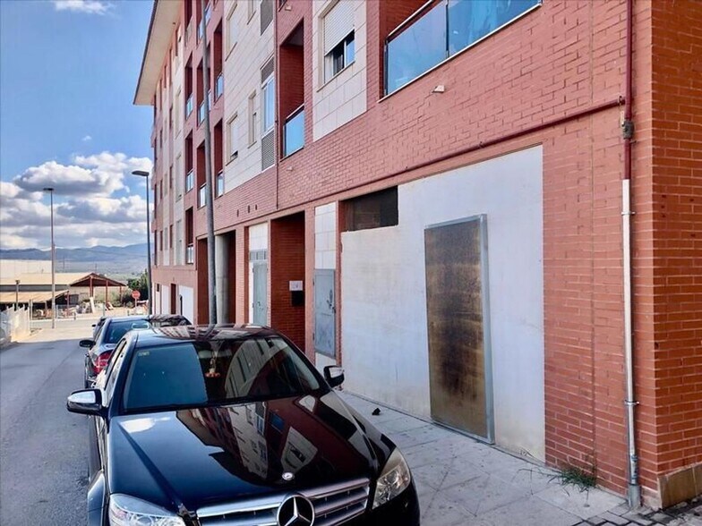 Local en Lorca en venta - Foto del edificio - Imagen 1 de 10