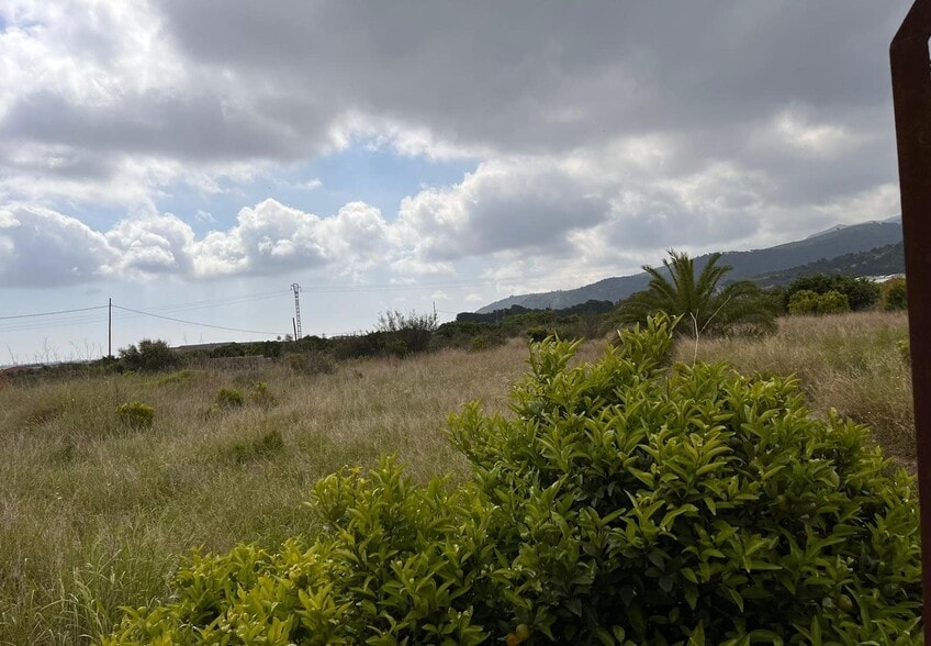 Carretera Poligono, 12, Llaurí, Valencia en venta - Foto del edificio - Imagen 2 de 16