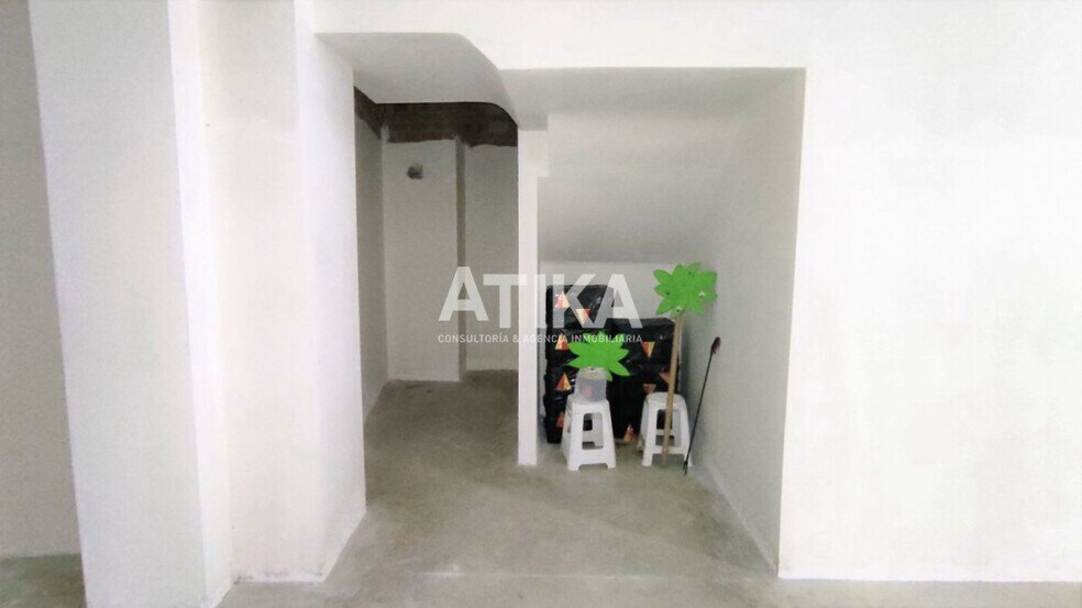 Local en Ontinyent en alquiler - Foto del interior - Imagen 2 de 3