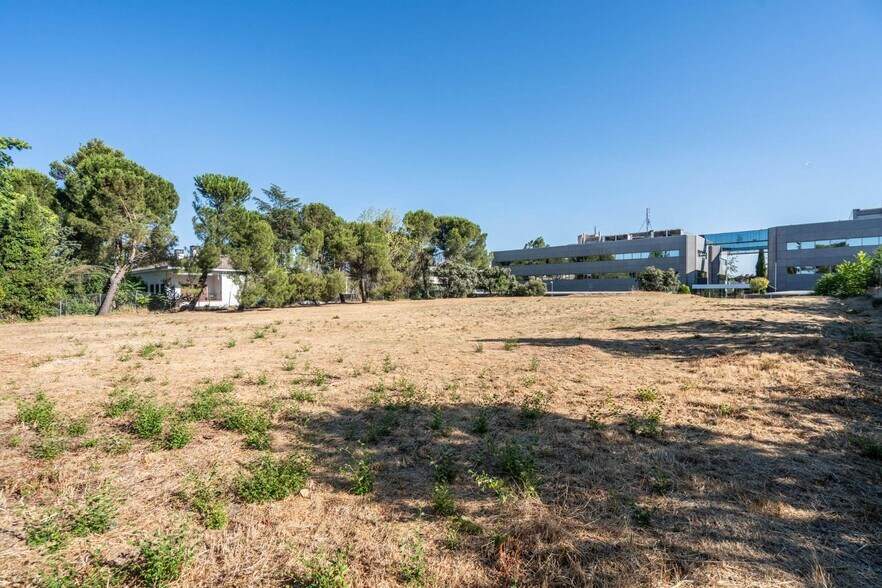 Terreno en Madrid, Madrid en venta - Foto del edificio - Imagen 3 de 13