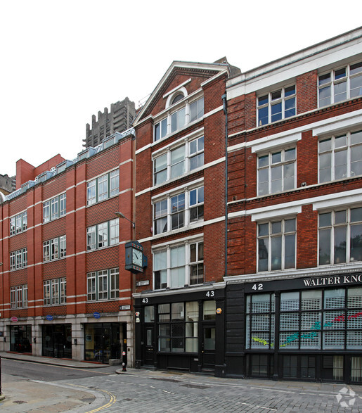 43 Charterhouse Sq, London en venta - Foto principal - Imagen 1 de 19