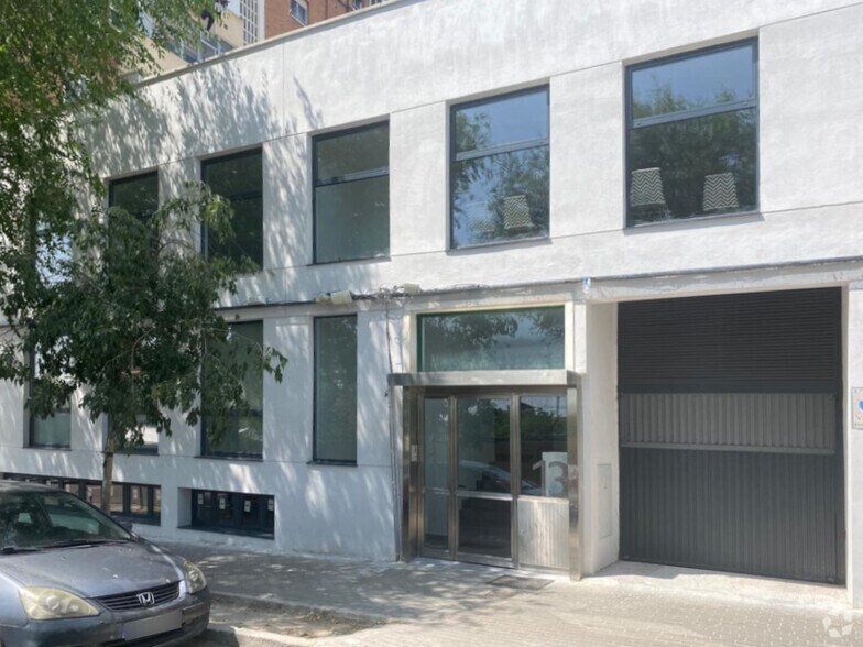Calle de Manuel Ferrero, 13, Madrid, Madrid en venta - Foto del edificio - Imagen 1 de 1