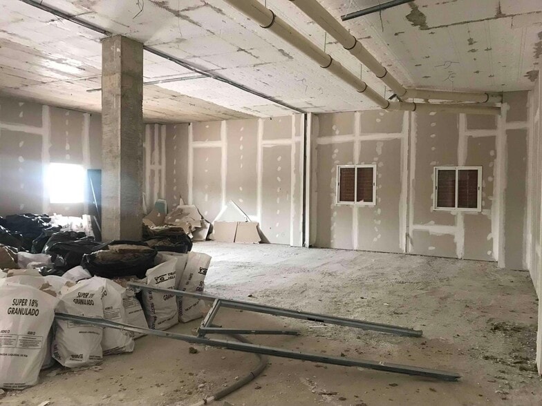 Local en San Sebastián de los Reyes, Madrid en venta - Foto del edificio - Imagen 2 de 8