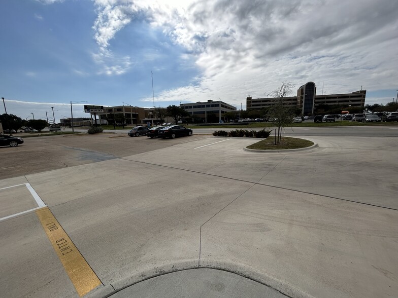 2609 E 29th St, Bryan, TX en venta - Foto del edificio - Imagen 3 de 20