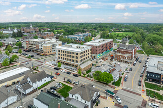 705 N Genesee St, Delafield, WI - vista aérea  vista de mapa - Image1