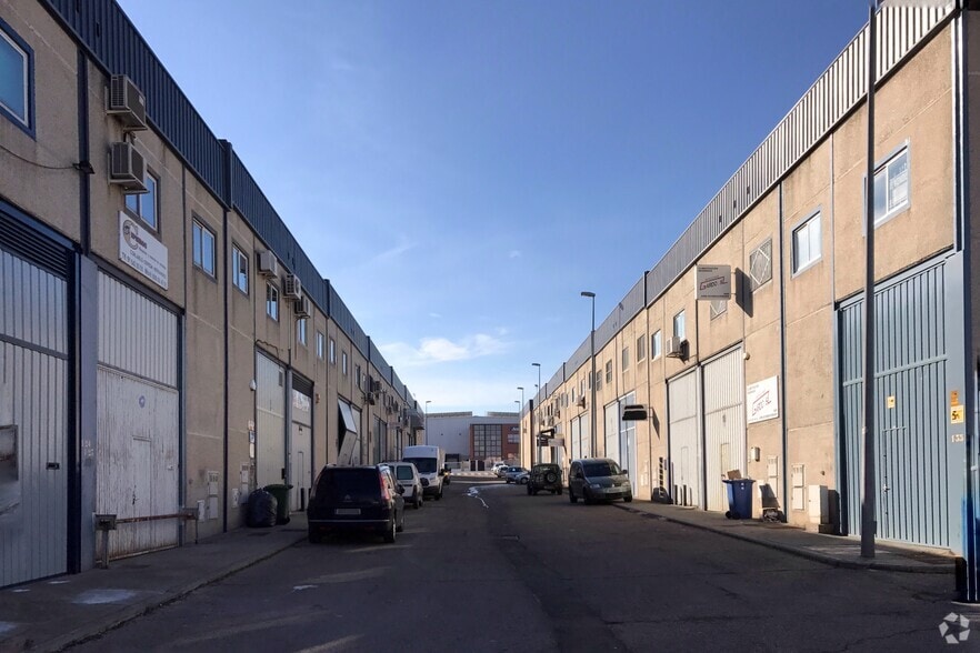 Nave en Fuenlabrada, Madrid en venta - Foto del edificio - Imagen 1 de 1